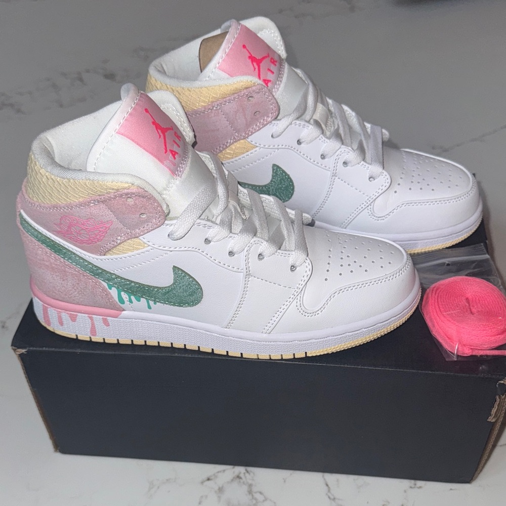 Jordan Air Jordan 1 Mid SE Ice Cream GS